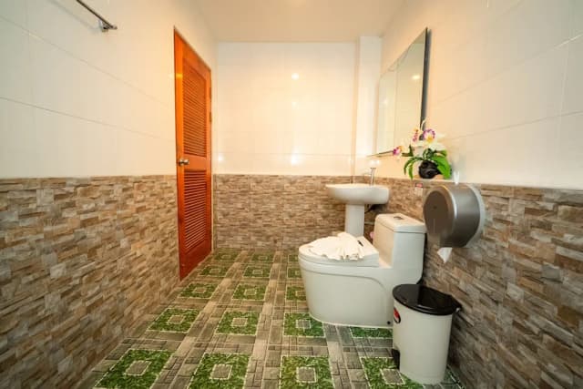 반 와루 시뷰-스튜디오-49