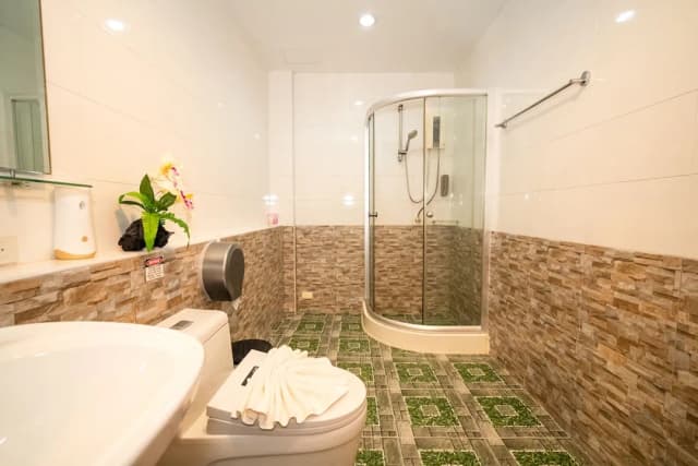 반 와루 시뷰-스튜디오-47