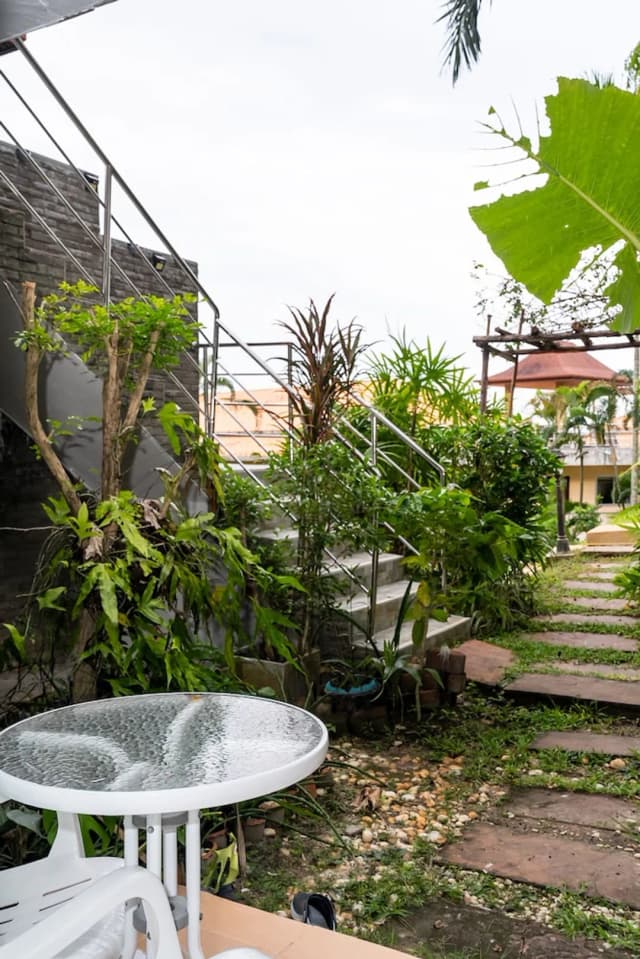 반 와루 시뷰-스튜디오-32