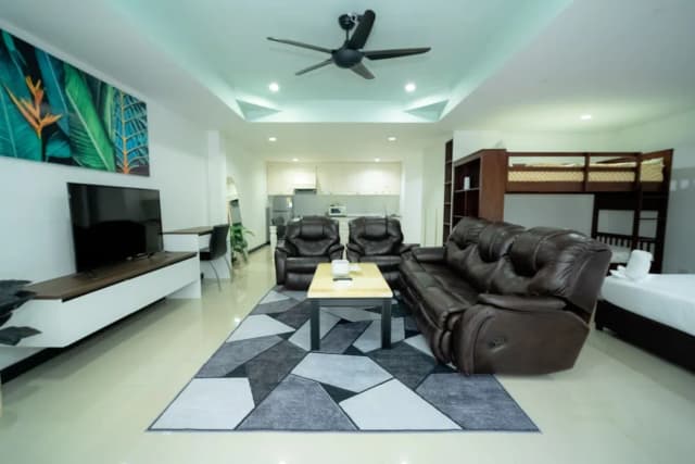 반 와루 시뷰-패밀리룸-1