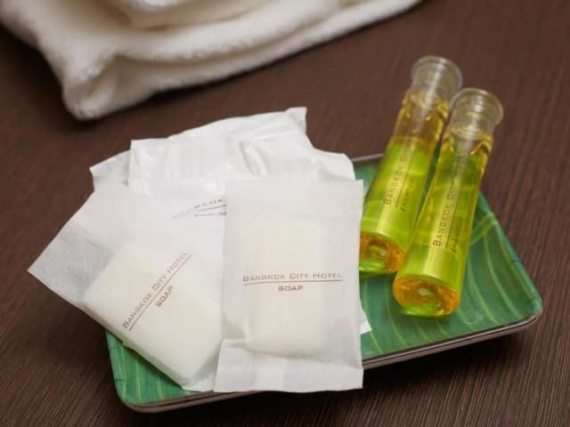 曼谷城市套房酒店-豪華雙床房-18