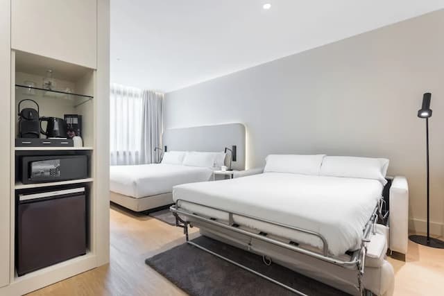 皇家大道飯店-家庭客房, 1 張特大雙人床和 1 張沙發床-3