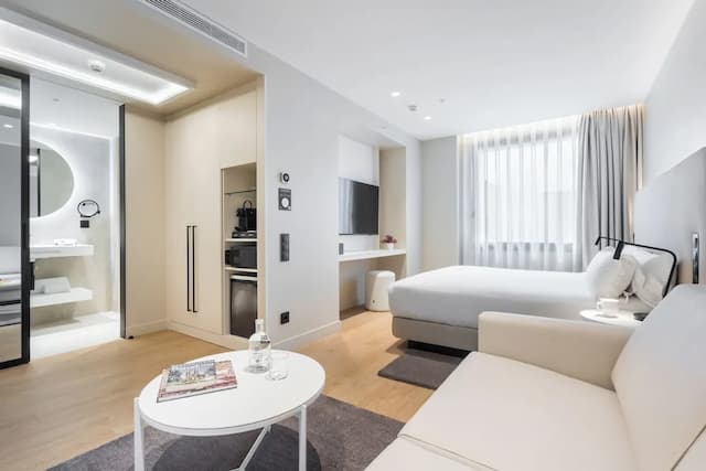 皇家大道飯店-家庭客房, 1 張特大雙人床和 1 張沙發床-1