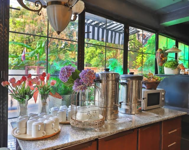 Diamond City Hotel-Deluxe room with Free Snack Bar 24Hrs-6