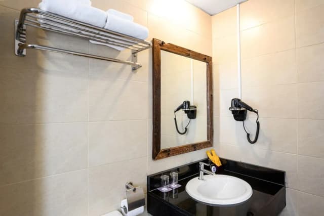 MeStyle Place Hotel-Standard Room, 1 King Bed, Balcony-7