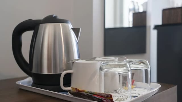 The Willing Hotel and Residence-Standard Room-2