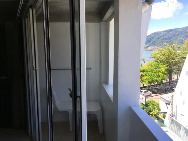 The Front Hotel and Apartment-Comfort Quadruple Room, Partial Ocean View-13