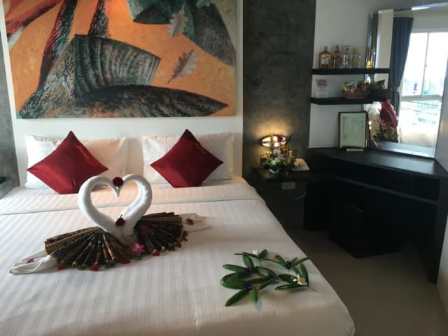 The Front Hotel and Apartment-Standard Studio, 1 King Bed, City View-7