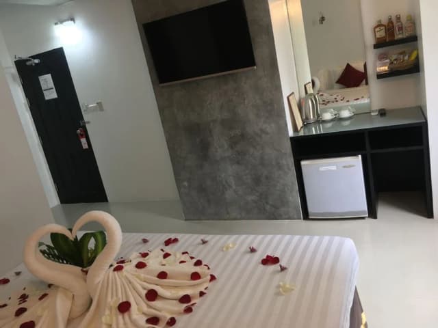 The Front Hotel and Apartment-Standard Studio, 1 King Bed, City View-37