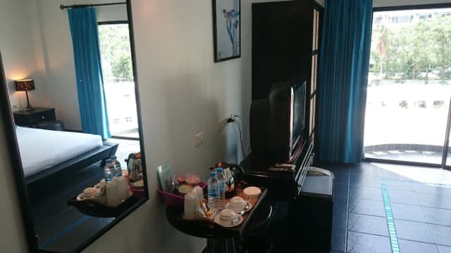 溫尼住宅飯店及夜總會-高級客房-8