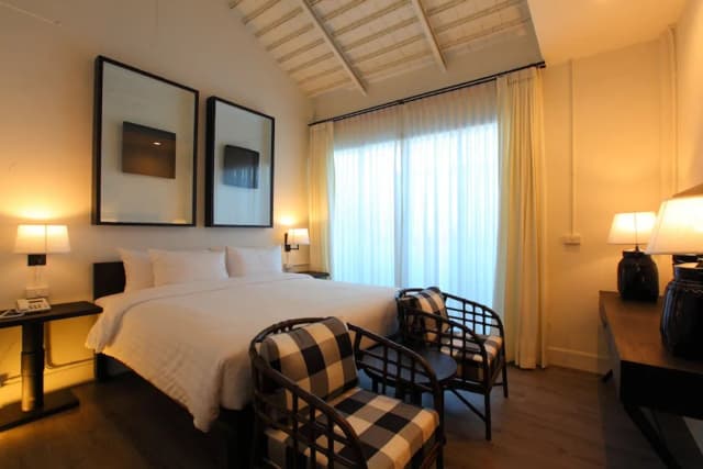 99 The Gallery Hotel-99 Deluxe Double-4