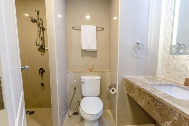 Nest n Rest Hotel-Studio, 1 King Bed, Non Smoking, Kitchenette-6