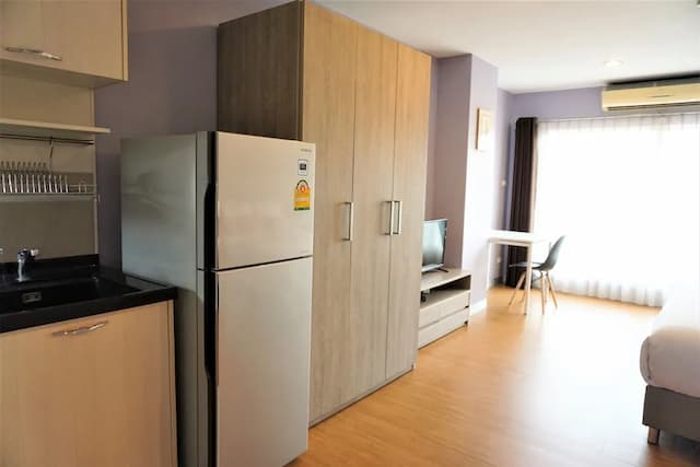 Nest n Rest Hotel-Studio, 1 King Bed, Non Smoking, Kitchenette-4