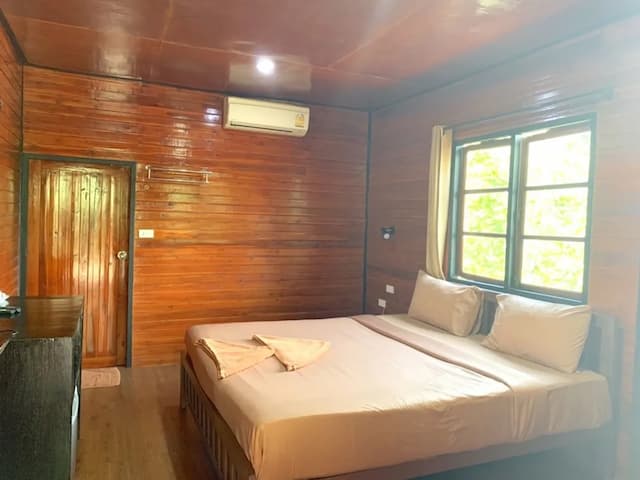 鵝卵石海灘酒店-標準雙人房-4