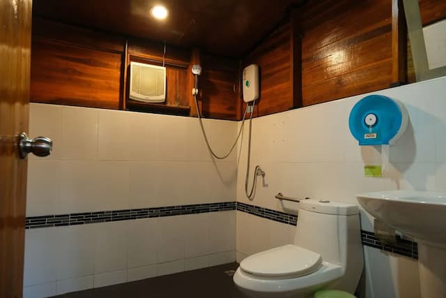 鵝卵石海灘酒店-Seafront Deluxe Family,101-11