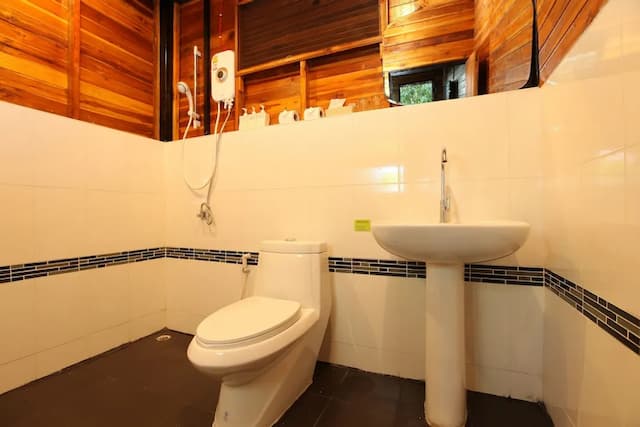 鵝卵石海灘酒店-Standard Twin Room-5