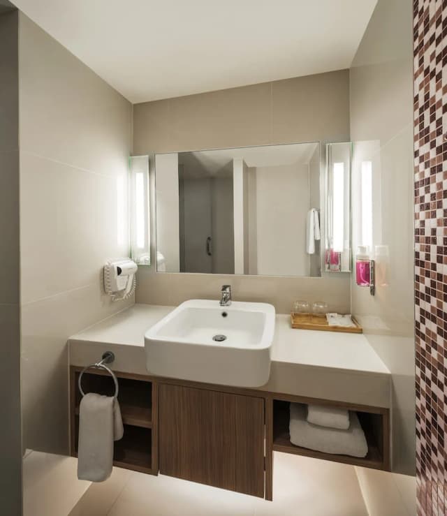 Travelodge Pattaya-高级双人房-11