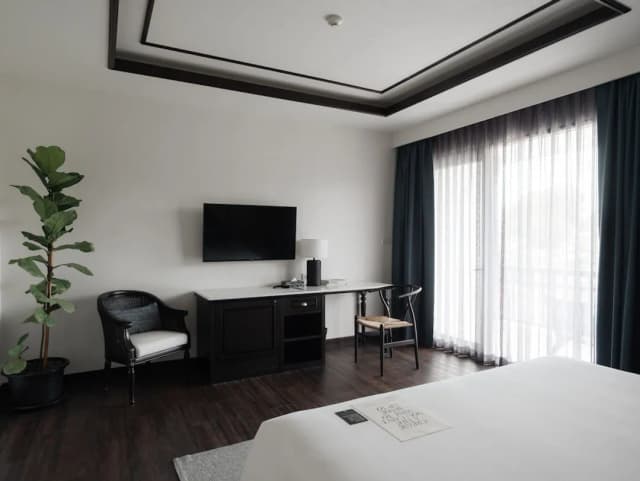 Burirattana Hotel - Adults Only-Deluxe King Bed Room-4
