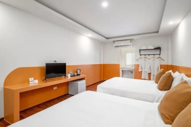 The Ram Hotel-Superior Twin Room-11