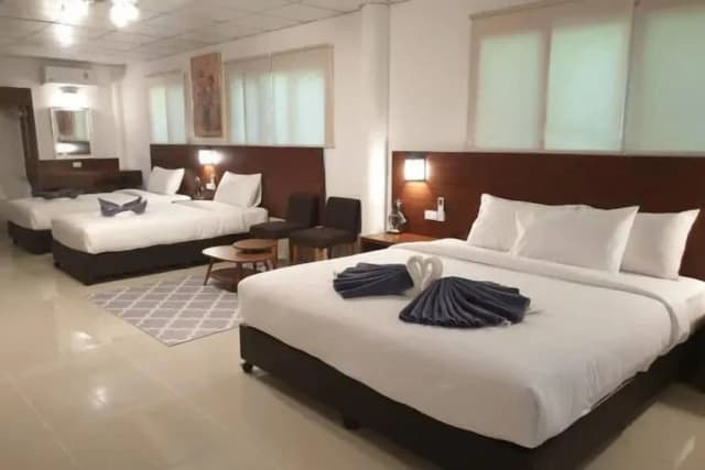 온 더 힐 카론 리조트-Family Pool Villa-1