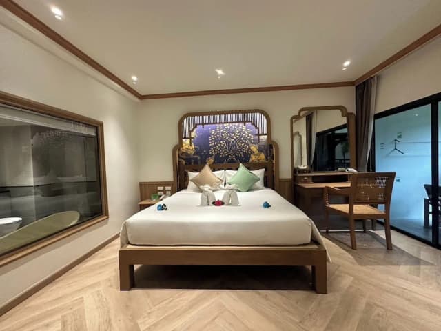 Kata Palm Resort-Grand Deluxe Room-2