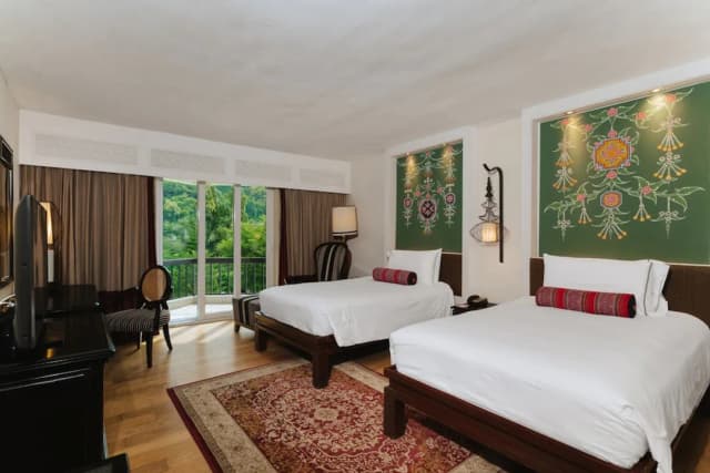 SIAM BAYSHORE RESORT PATTAYA-Executive Deluxe Twin-6