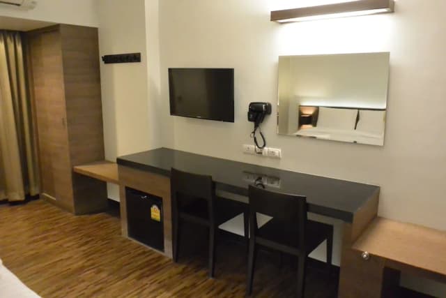 Leevana Hotel Hat Yai-标准三人房-2