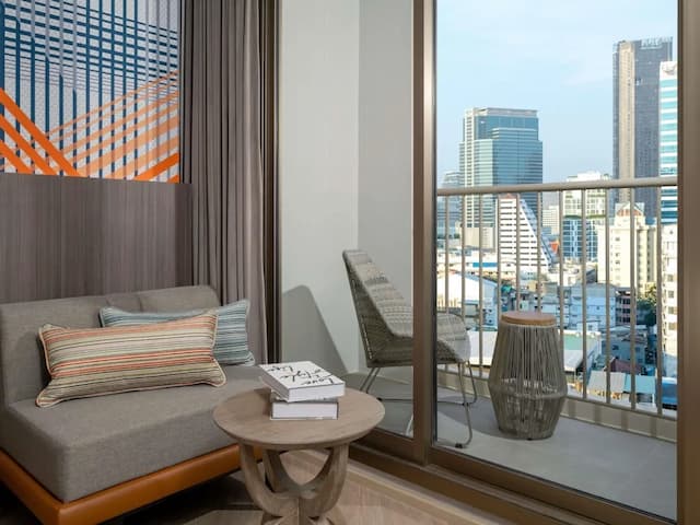 Mercure Bangkok Surawong-高級客房, 1 張特大雙人床, 露台-4