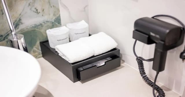 Wyndham Jomtien Pattaya-Deluxe Room (King)-7