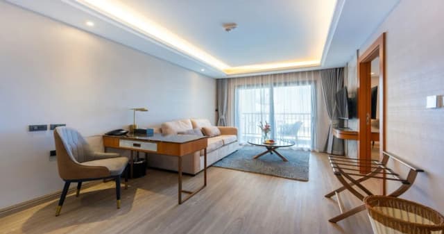 Wyndham Jomtien Pattaya-Suite, 1 Bedroom (King, Pool View)-9