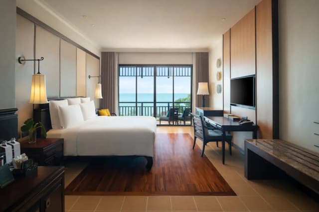 InterContinental Pattaya Resort by IHG-Classic Room, 1 King Bed, Ocean View-3