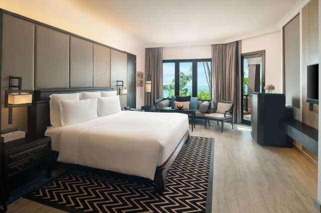 InterContinental Pattaya Resort by IHG-Junior Suite, 1 King Bed, Club Lounge Access, Garden View-10