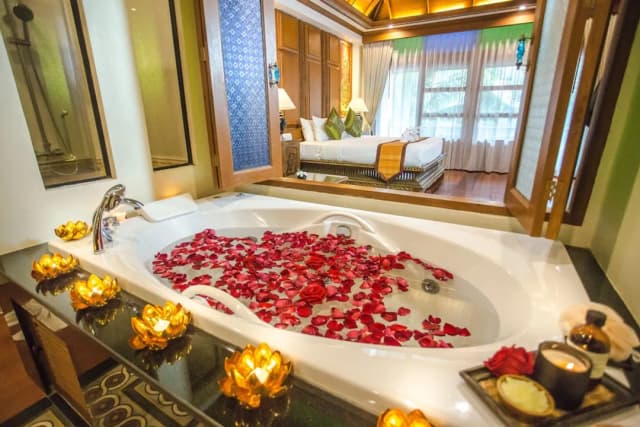 Pingviman Hotel-ラグジュアリー ルーム (King bed with Jacuzzi and Balcony)-4