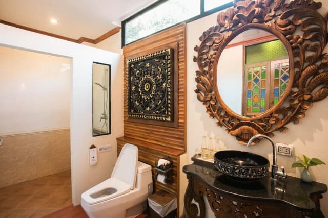 Pingviman Hotel-Superior triple room with spa bath-7