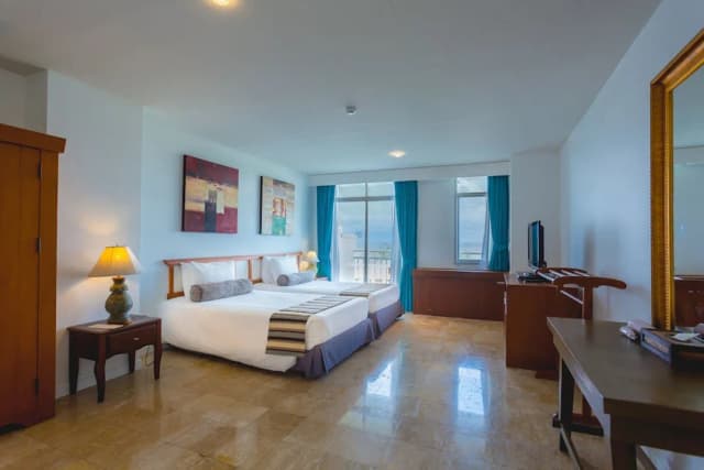 Waterfront Suites Phuket by Centara-Room, 1 Bedroom, Ocean View (Residence)-2