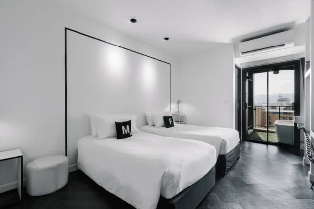 Blu Monkey Hub and Hotel Phuket-Deluxe Twin with outside Bathtub - Free Co-Working space 24 hrs.-1