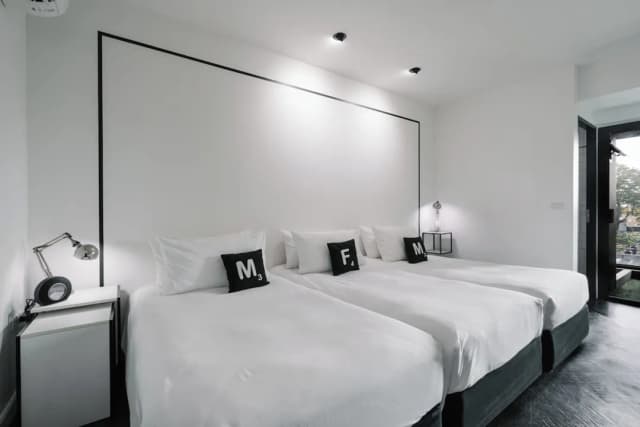 Blu Monkey Hub and Hotel Phuket-Deluxe Triple - Free Co-Working space 24 hrs.-1