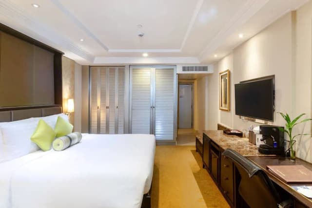 Dusit Thani Pattaya-Club Room, 1 King Bed-2