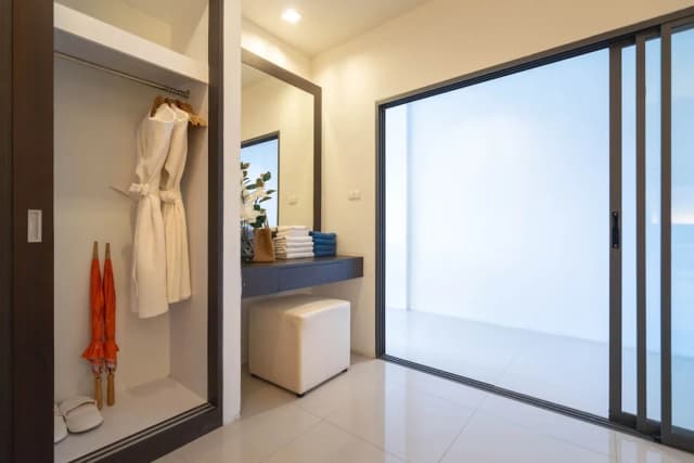 Patong Bay Hill Resort-One Bedroom Suite Seaview-4