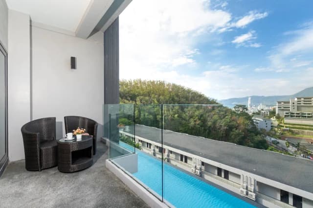 Patong Bay Hill Resort-One Bedroom Suite Seaview-3