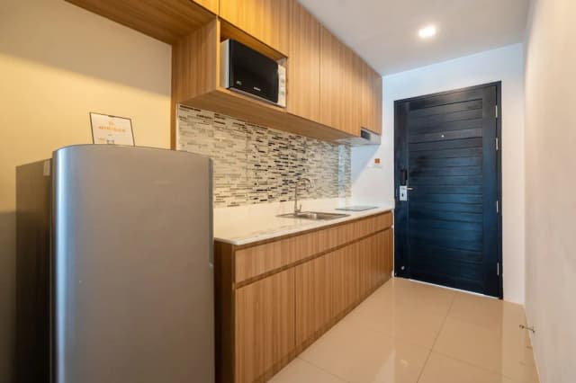 Patong Bay Hill Resort-Premier Suite-4