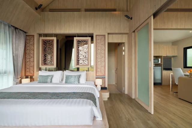 Patong Bay Hill Resort-Cottages Suite Seaview-7