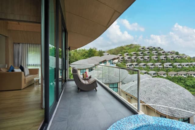 Patong Bay Hill Resort-Cottages Suite Seaview-2