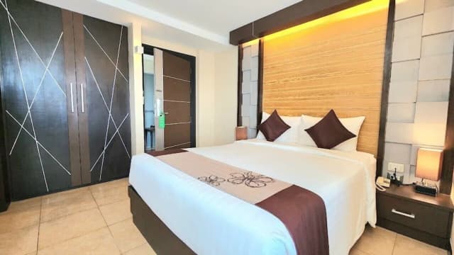 天幕樂園飯店-高級雙人房-3