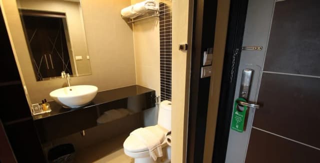 天幕樂園飯店-高級雙床房-5