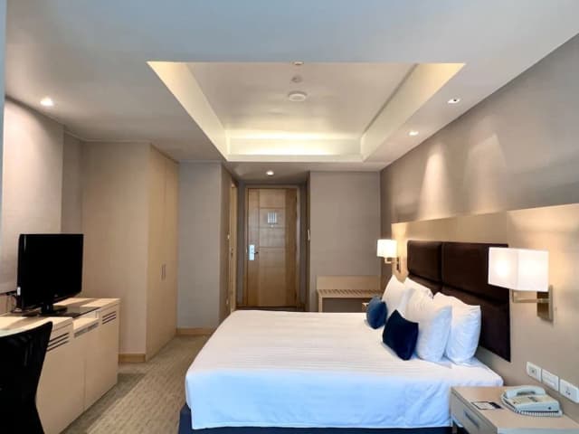 曼谷 12 大道酒店-Deluxe One Bedroom Suite (City View)-4