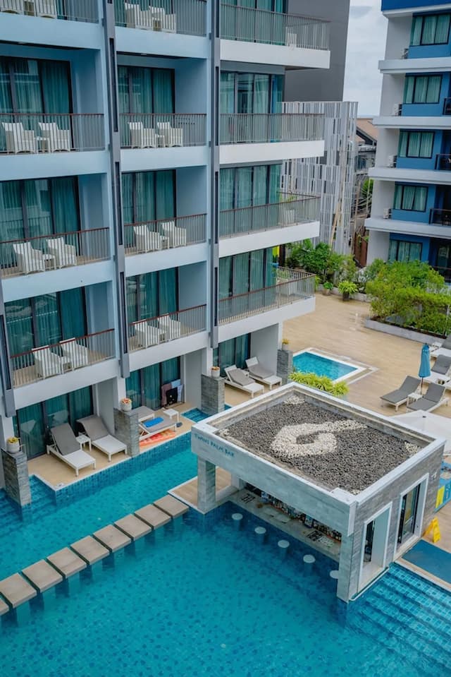 BlueSotel Krabi Ao Nang Beach-Deluxe Pool View Room With Balcony-8