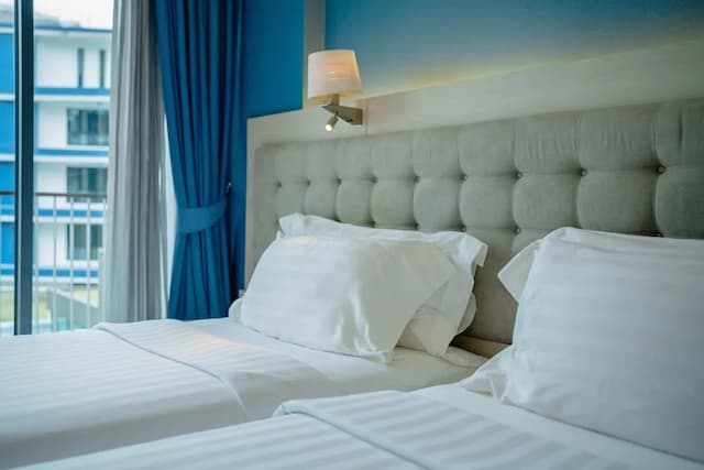 BlueSotel Krabi Ao Nang Beach-Deluxe Pool View Room With Balcony-4