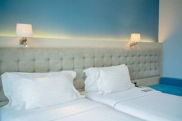 BlueSotel Krabi Ao Nang Beach-Deluxe Pool View Room With Balcony-3