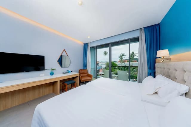 BlueSotel Krabi Ao Nang Beach-Deluxe Pool View Room With Balcony-6